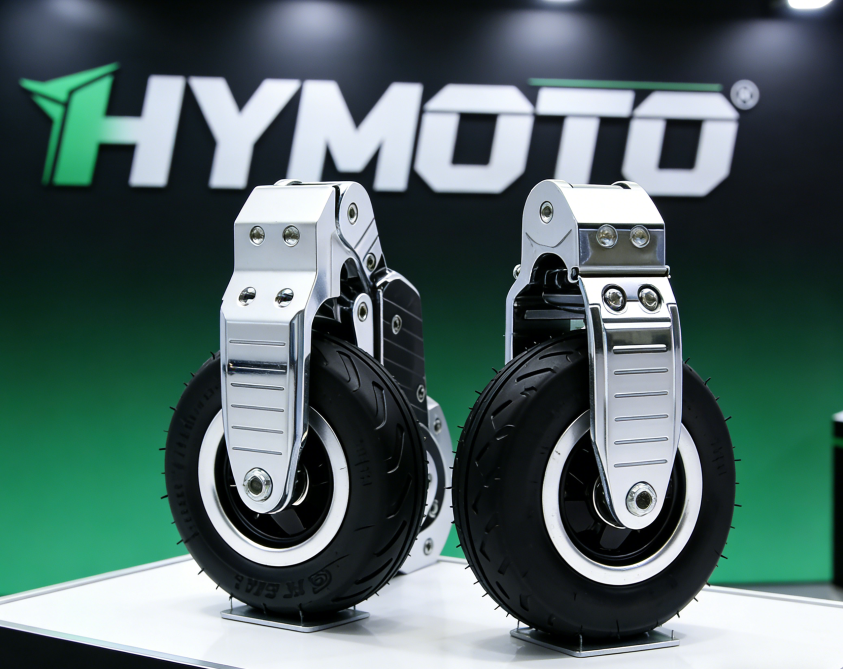 Silver motorcycle training wheels Silver motorcycle training wheels